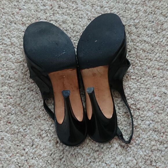 Manolo Blahnik patent black leather heels size 8 - Picture 6 of 8